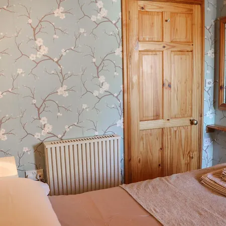 Hotel Little Gem 4*